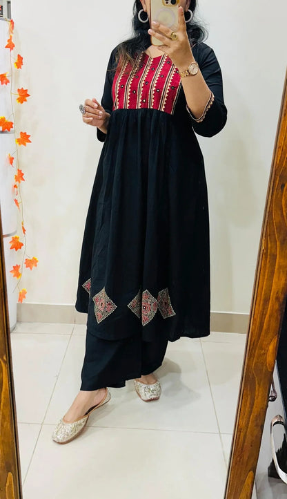 Stylish Designer Kurti Pant Set