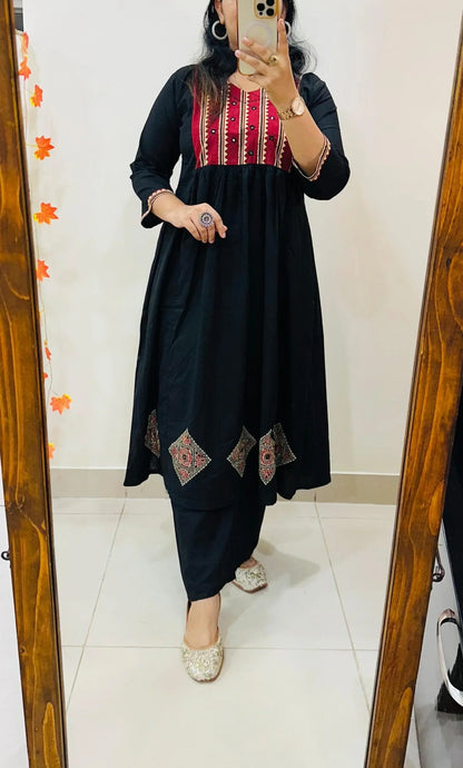 Stylish Designer Kurti Pant Set