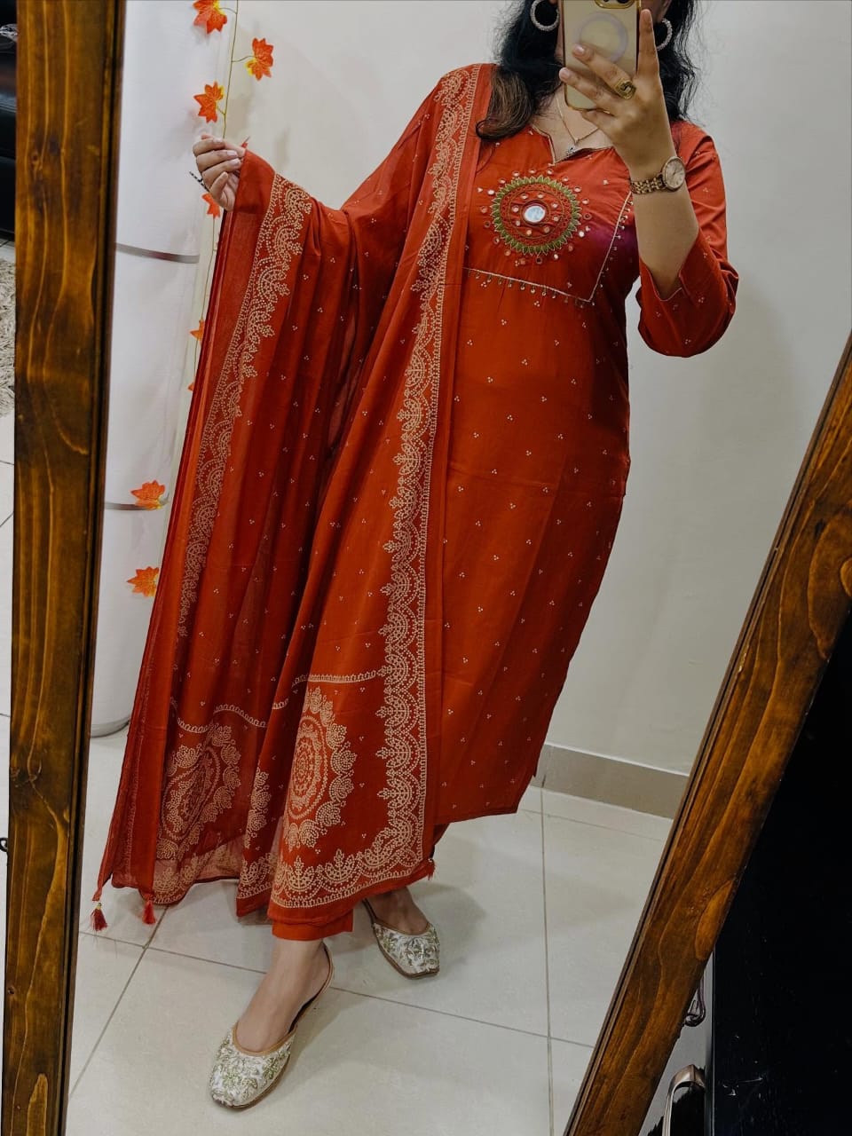 Rust Discharge Kurti With Pant And Dupatta Set