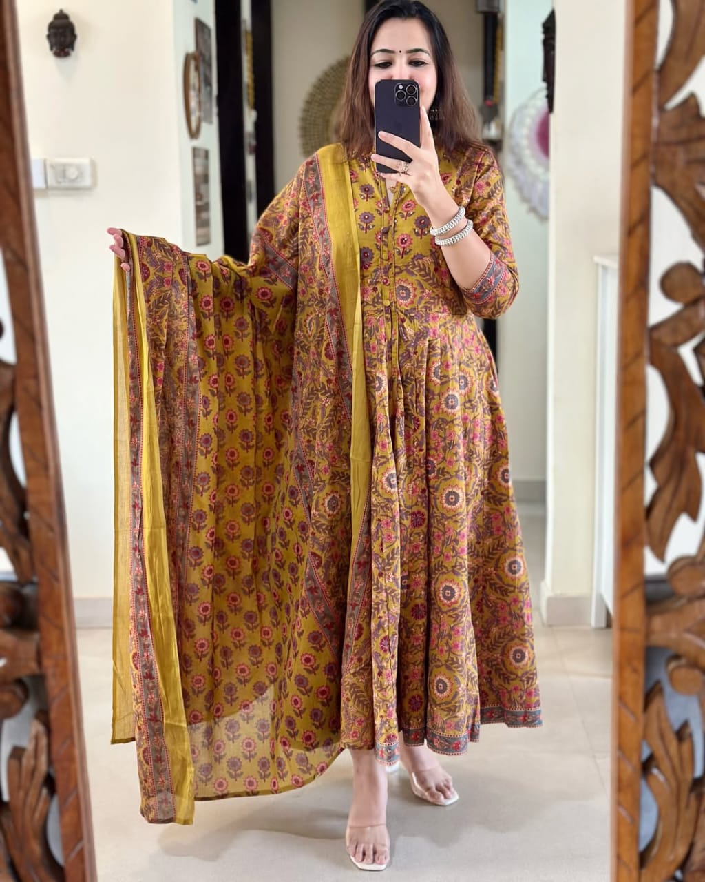 New Full Cotton Print Hand Work Anarkali Kurti Pant Malmal Dupata Arrival