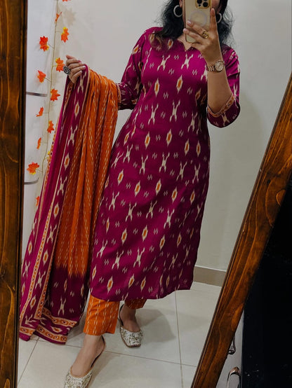 Straight Regullar Out Fit Kurti With Pant And Dupatta Set