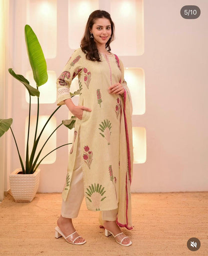 Floral Print Kurti With Pant And Dupatta Suit Set
